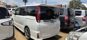 Toyota Noah 2016 White