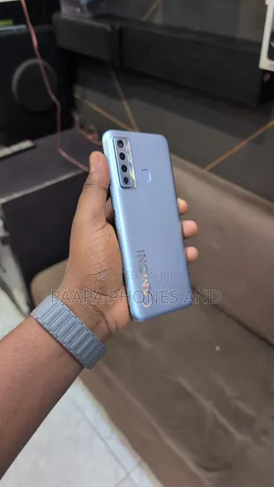 Tecno Camon 17 128 GB Blue