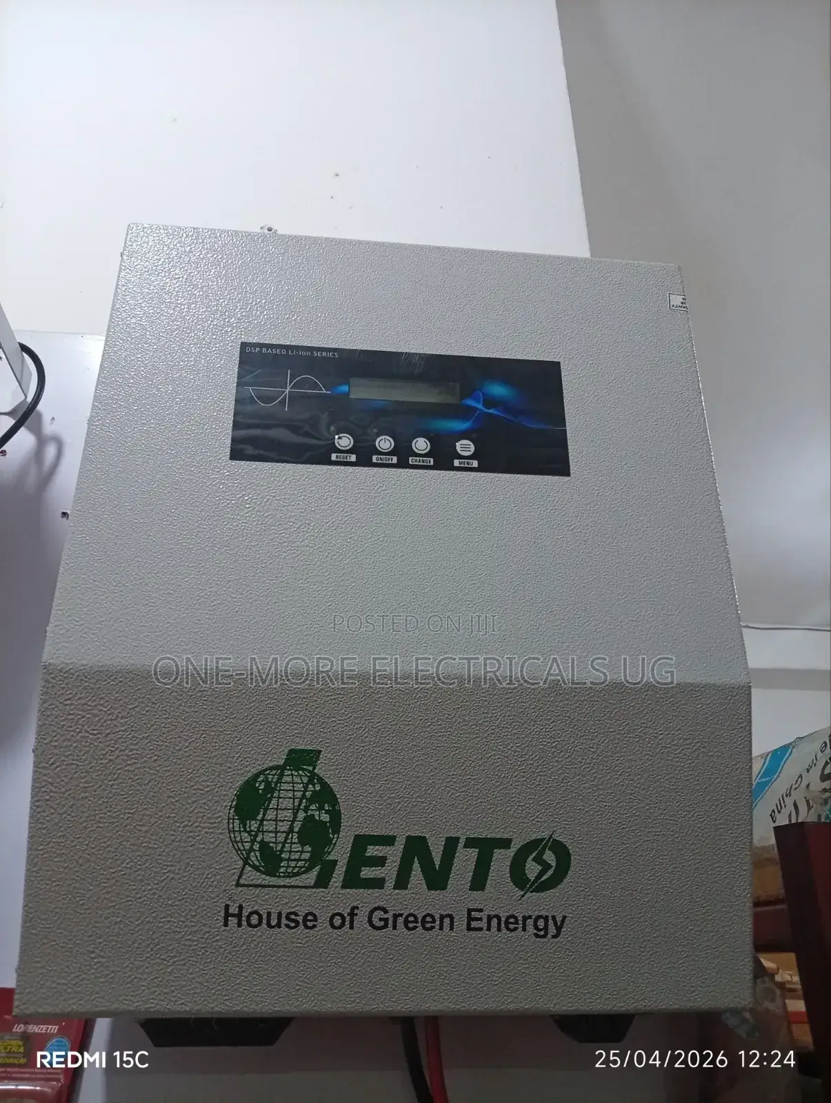 Hybrid Inverter Charger With MPPT Charge Controller
