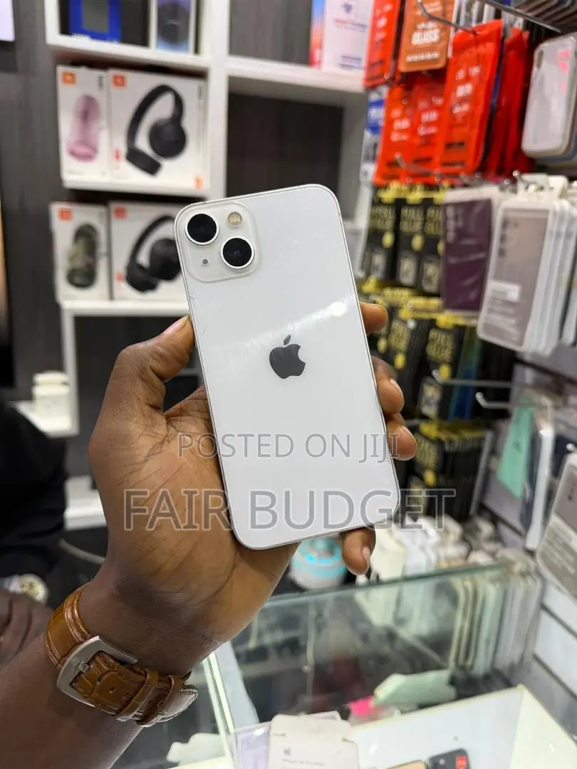 Apple iPhone 13 128 GB White