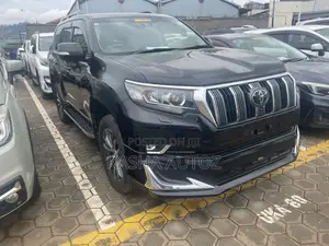 Toyota Land Cruiser Prado 2017 Black