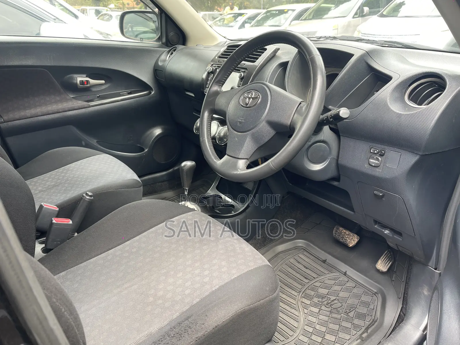 Toyota IST 2008 Black