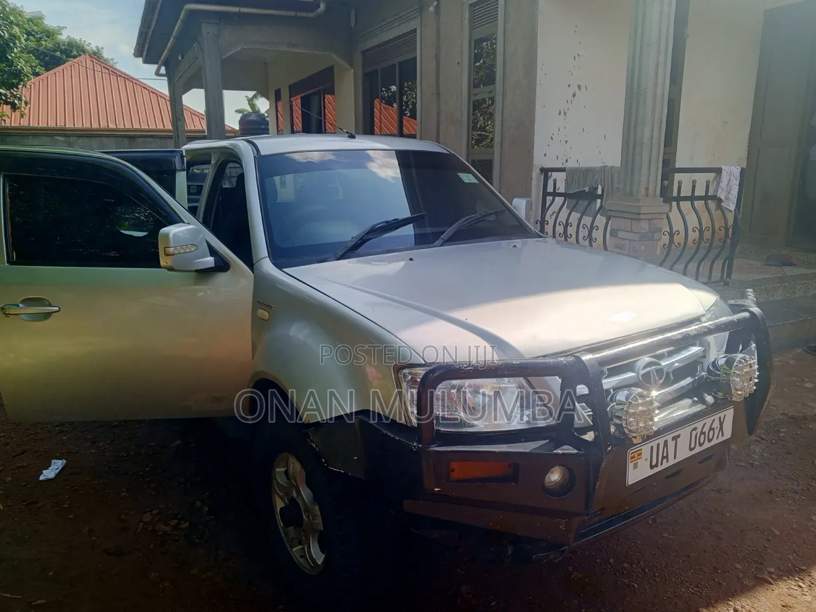 Tata Xenon 2007 Silver