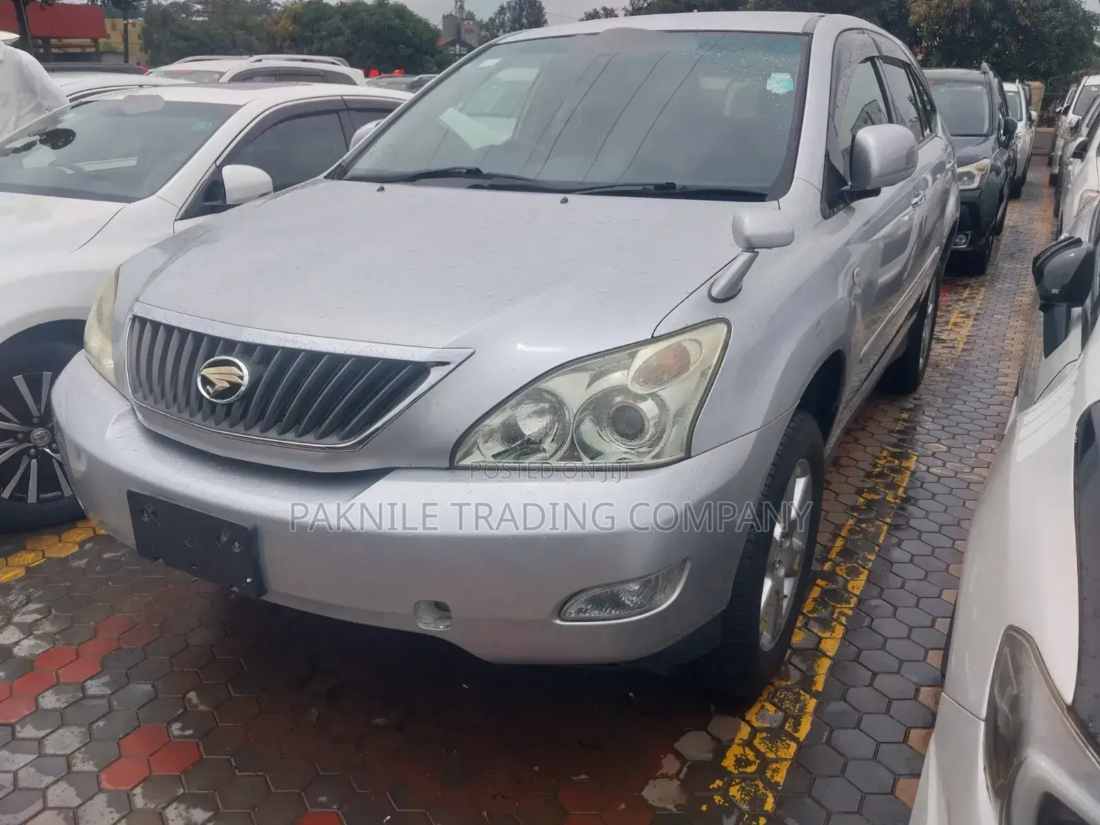 Toyota Harrier 2012 Silver