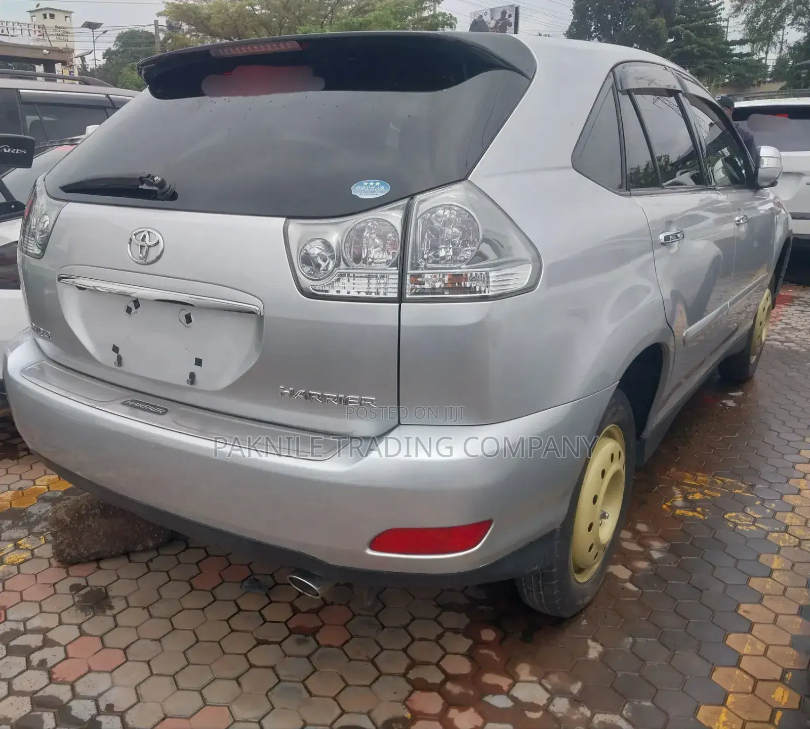 Toyota Harrier 2012 Silver