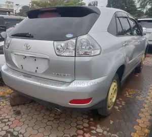 Toyota Harrier 2012 Silver