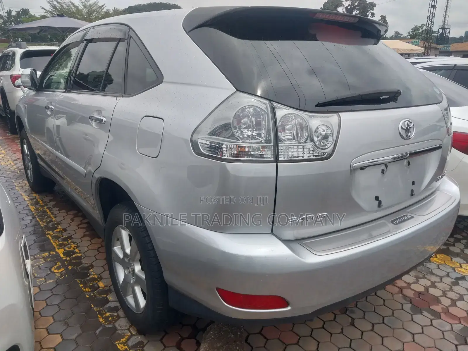 Toyota Harrier 2012 Silver