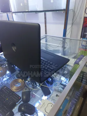 Laptop HP 15-da3007nia 8GB Intel Core i3 SSD 256GB