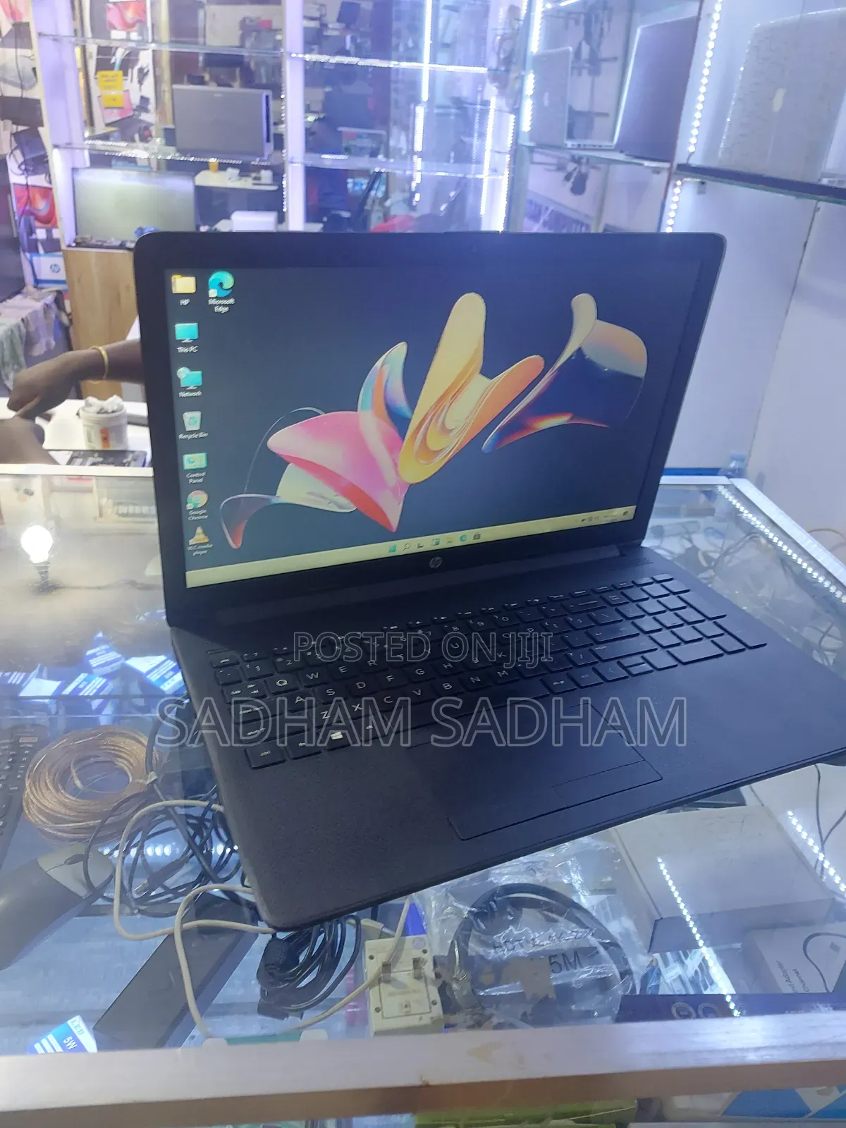 Laptop HP 15-da3007nia 8GB Intel Core i3 SSD 256GB
