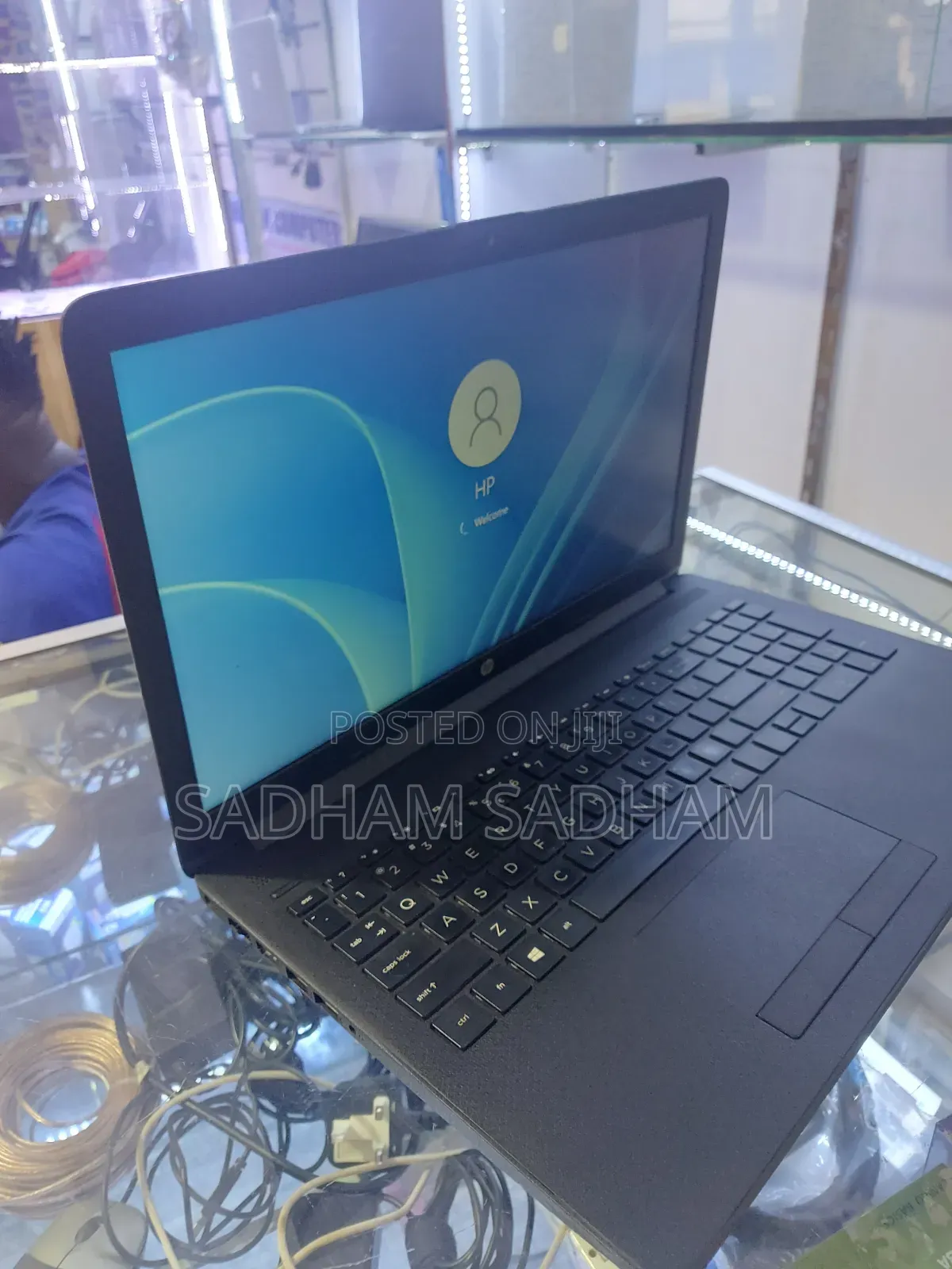 Laptop HP 15-da3007nia 8GB Intel Core i3 SSD 256GB