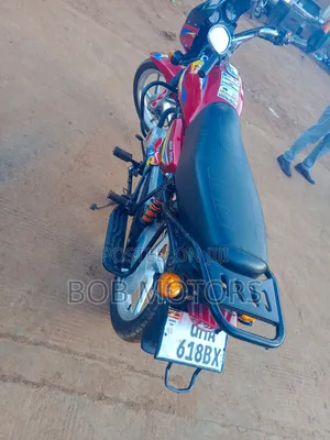 Bajaj CT 125X 2026 Red