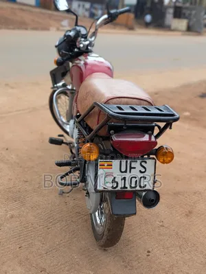 Bajaj CT 125X 2023 Red