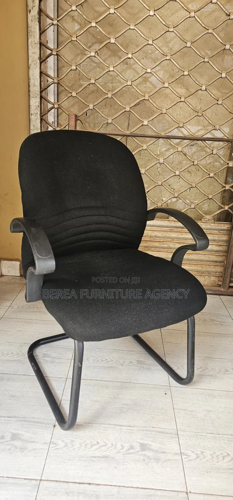 Fabric Comfortable Visitors Chair