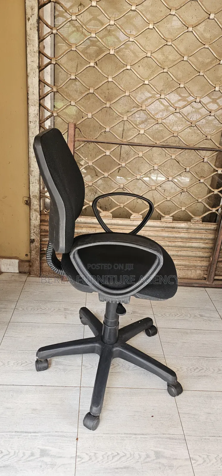 Simple Secretarial Black Adjustable Chair
