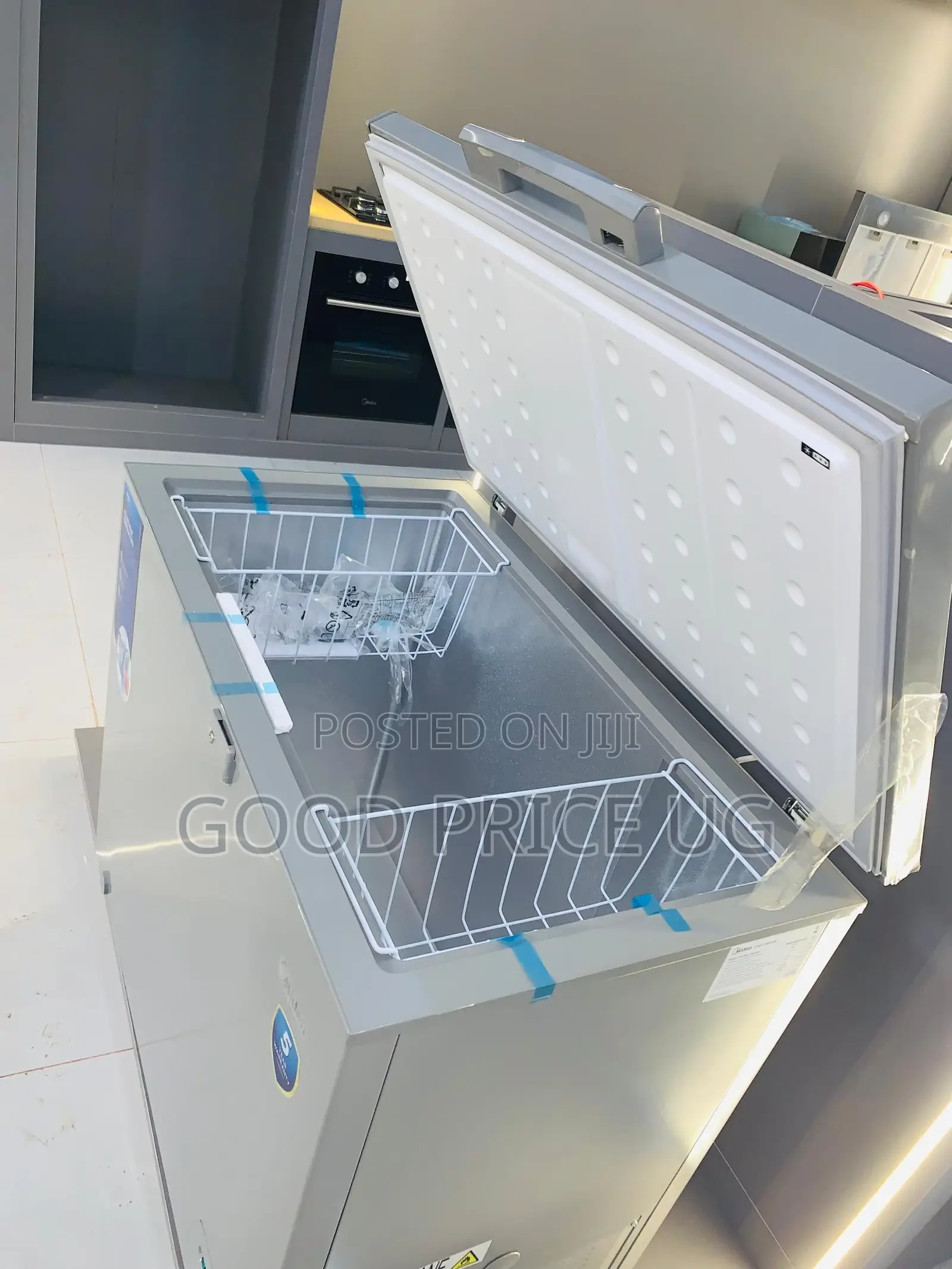 Midea Chest Freezer, 345l
