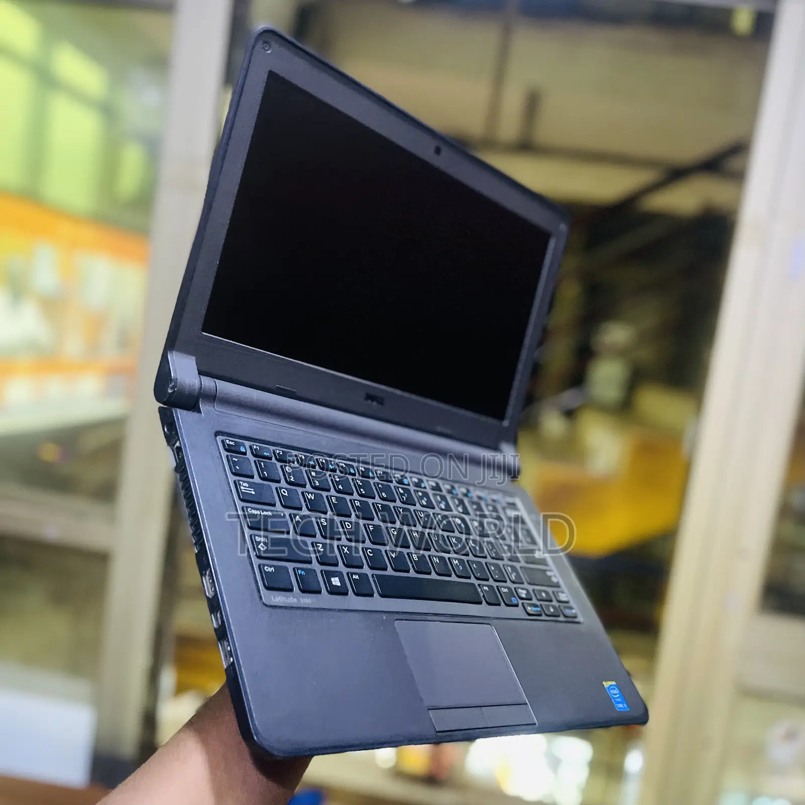 Laptop Dell Latitude 3350 4GB Intel Core i3 HDD 500GB