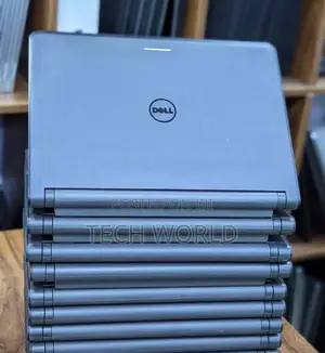 Laptop Dell Latitude 3350 4GB Intel Core i3 HDD 500GB