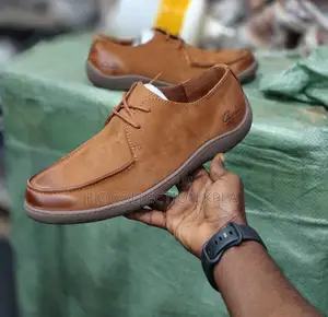 Clarks Brown Leather Classic”