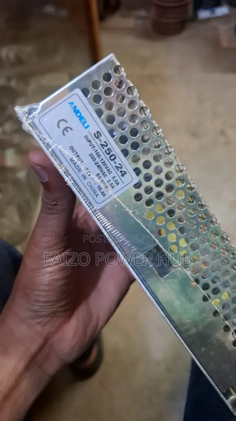 Power Supply Both 12v and 24v