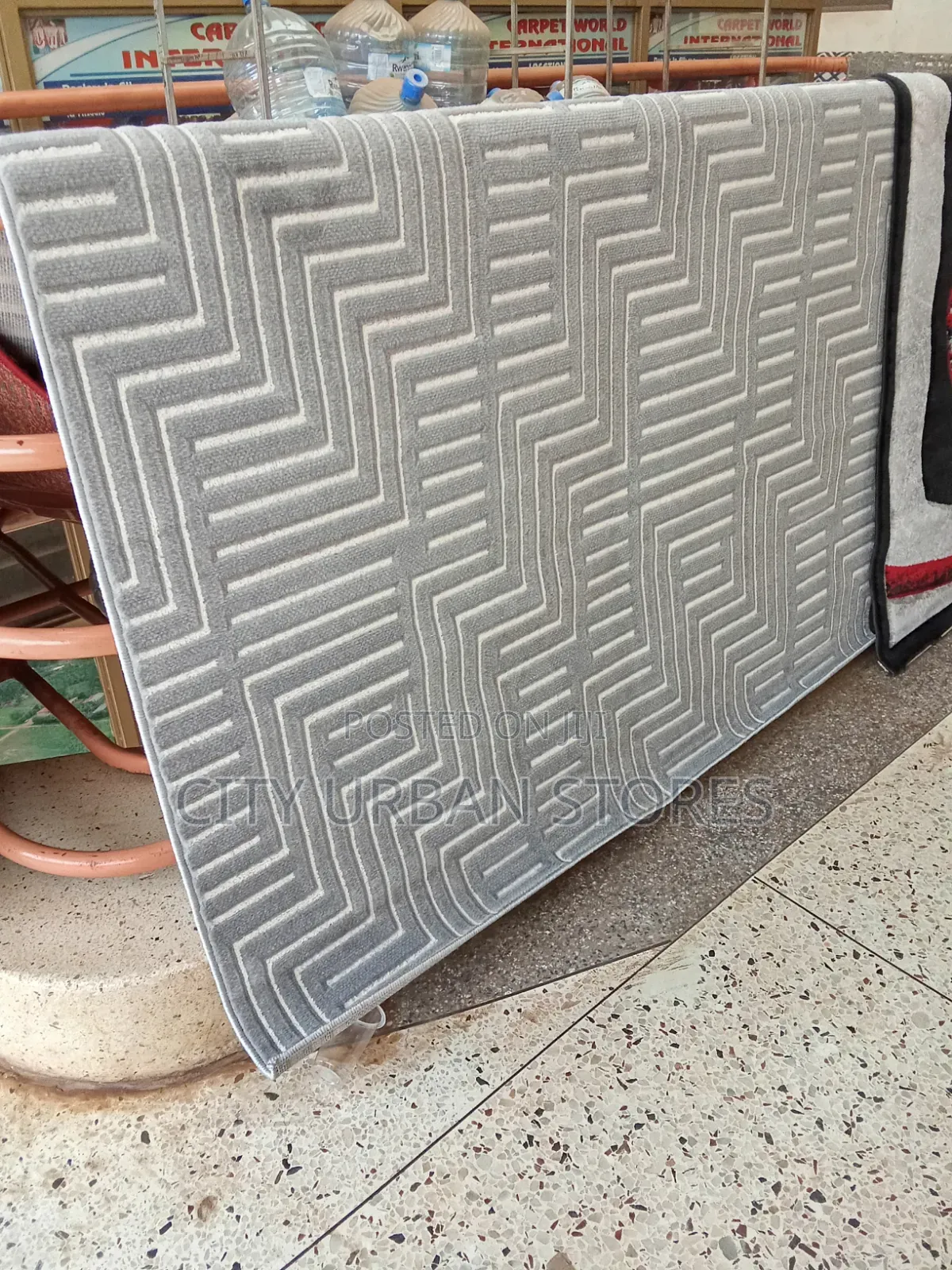 Large Modern Center Carpet