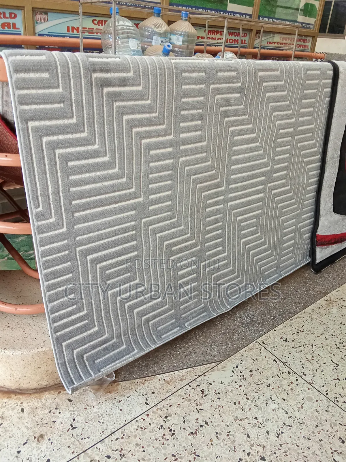 Large Modern Center Carpet