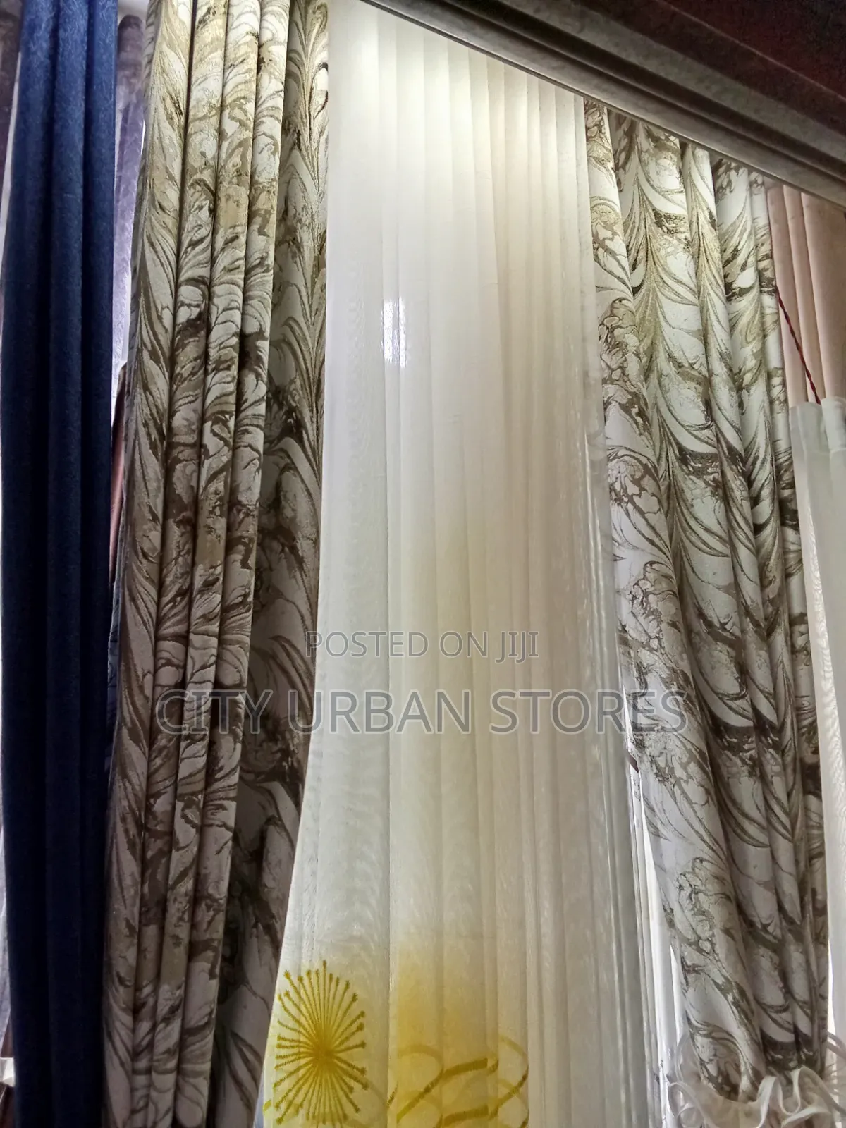 Gold Blend 2 PCS Curtains With Nets
