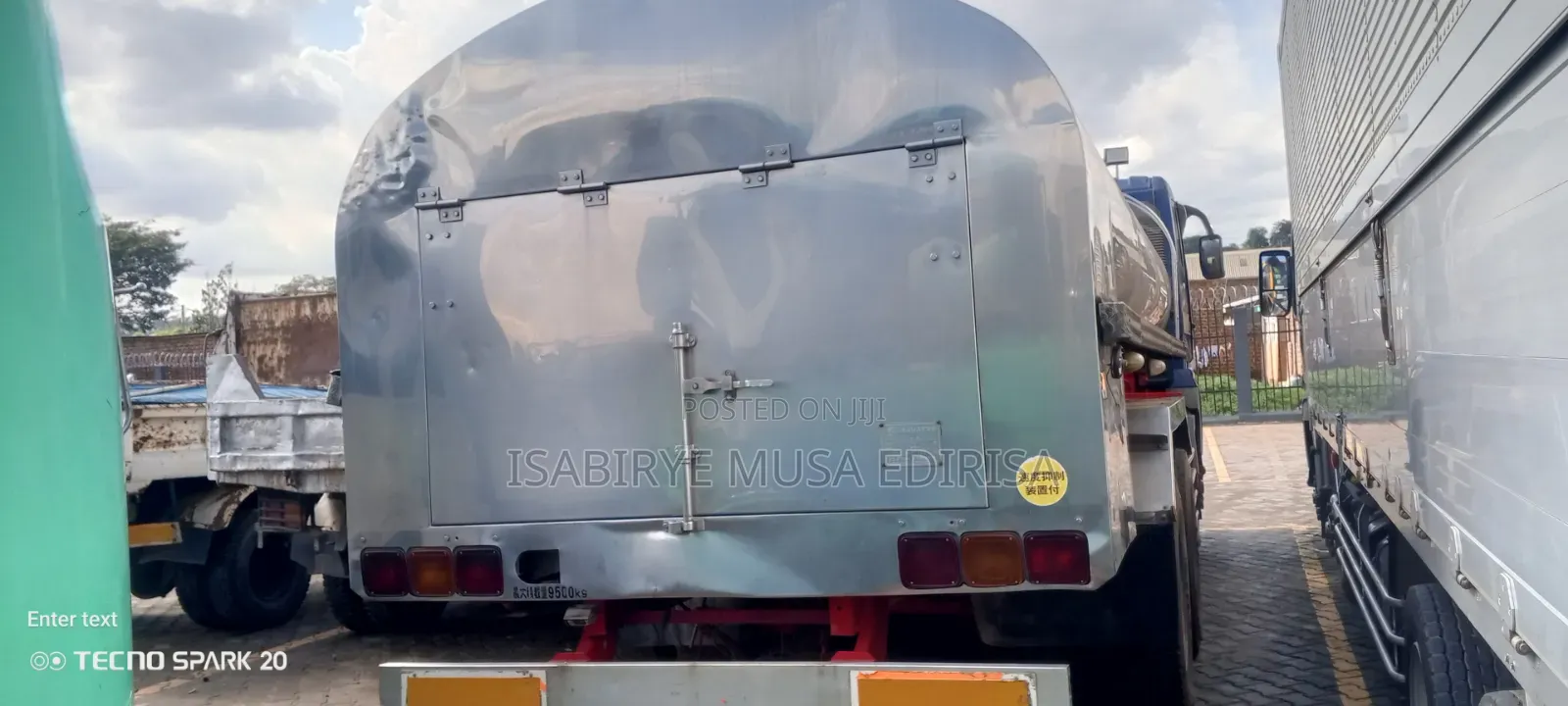 Fuso Super Great Tank