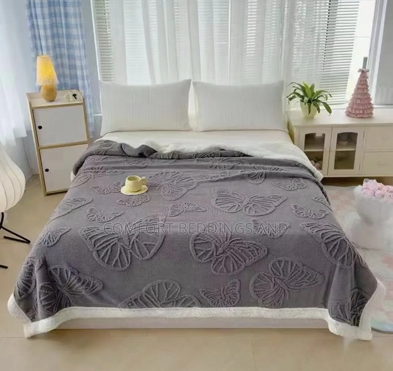 Butterfly Throw Blanket Gray