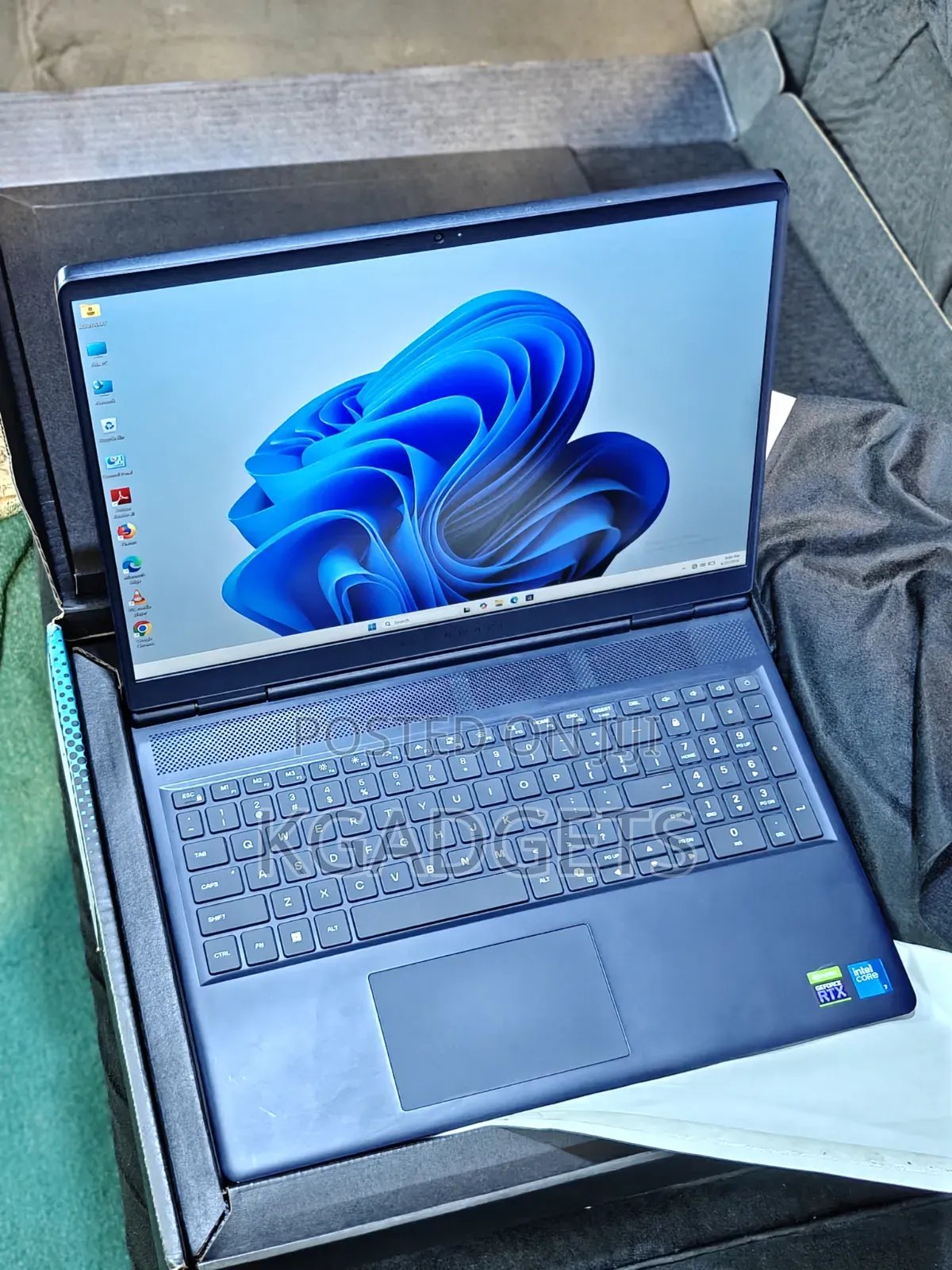 New Laptop Alienware 16 Aurora 32GB Nvidia SSD 1T