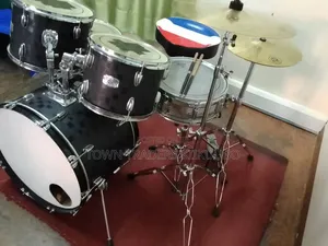 Si Black Acoustic Drum
