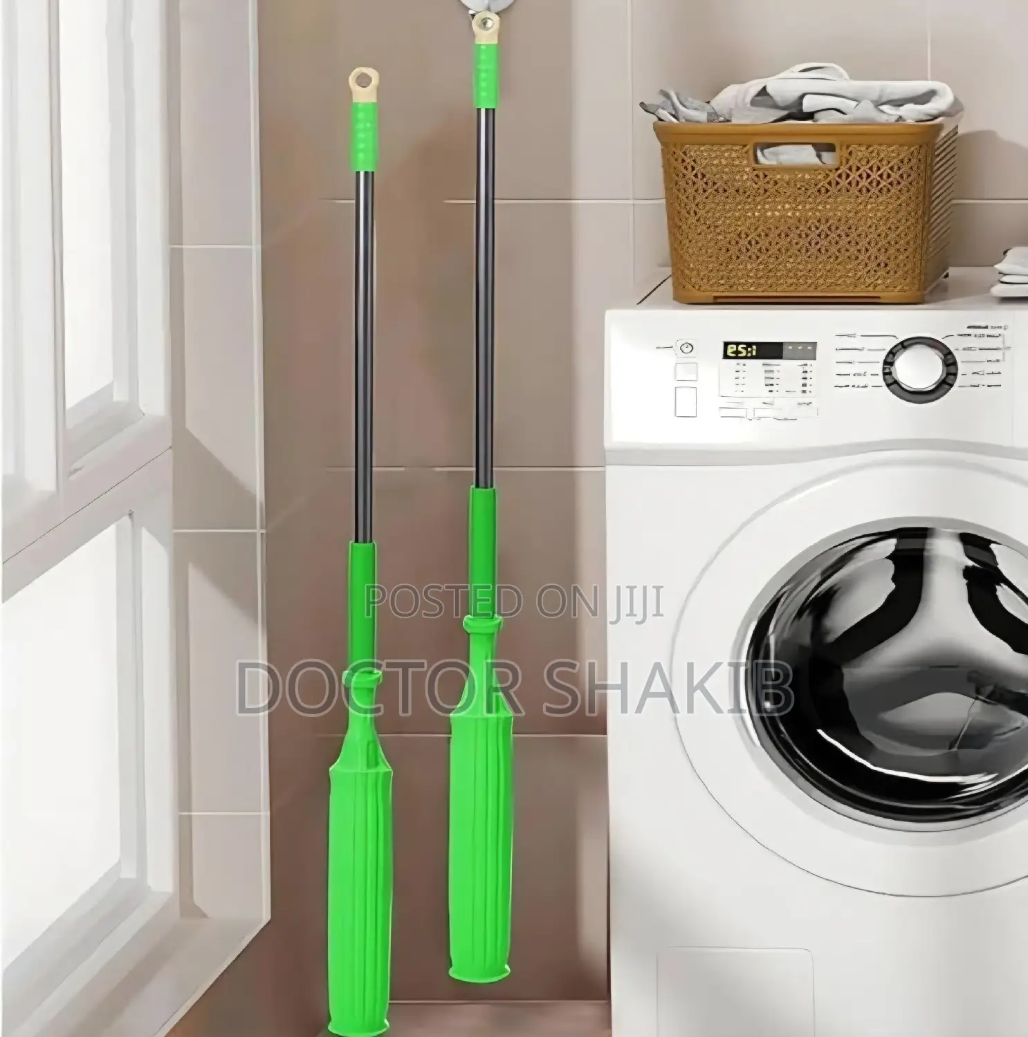 Self-Wringing Twist Mop