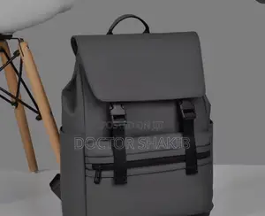 Mast Harbour Men's Solid Medium Backpack