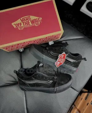 Vans Black Chunkstep