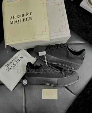 McQueen Black Pure Court
