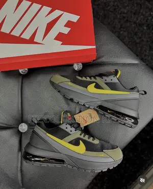 Nike Volt Shadow Flex
