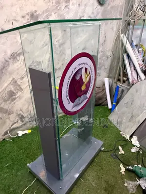 Transparent Ambo