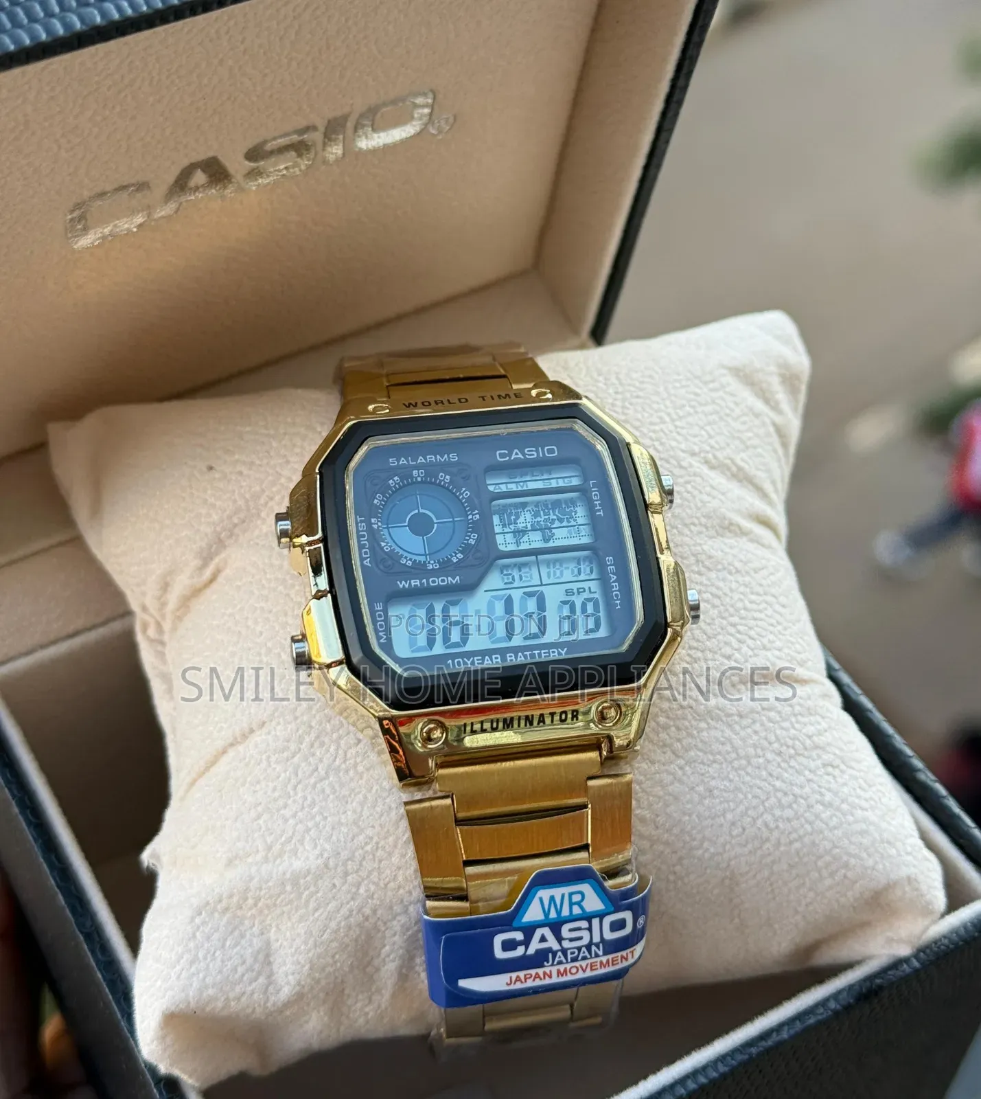 Golden Strapped Unisex Wrist Casio Digital Time Piece