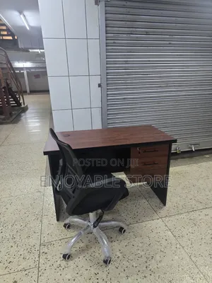 Ergonomic Office Chair and Table Office Chair and Table