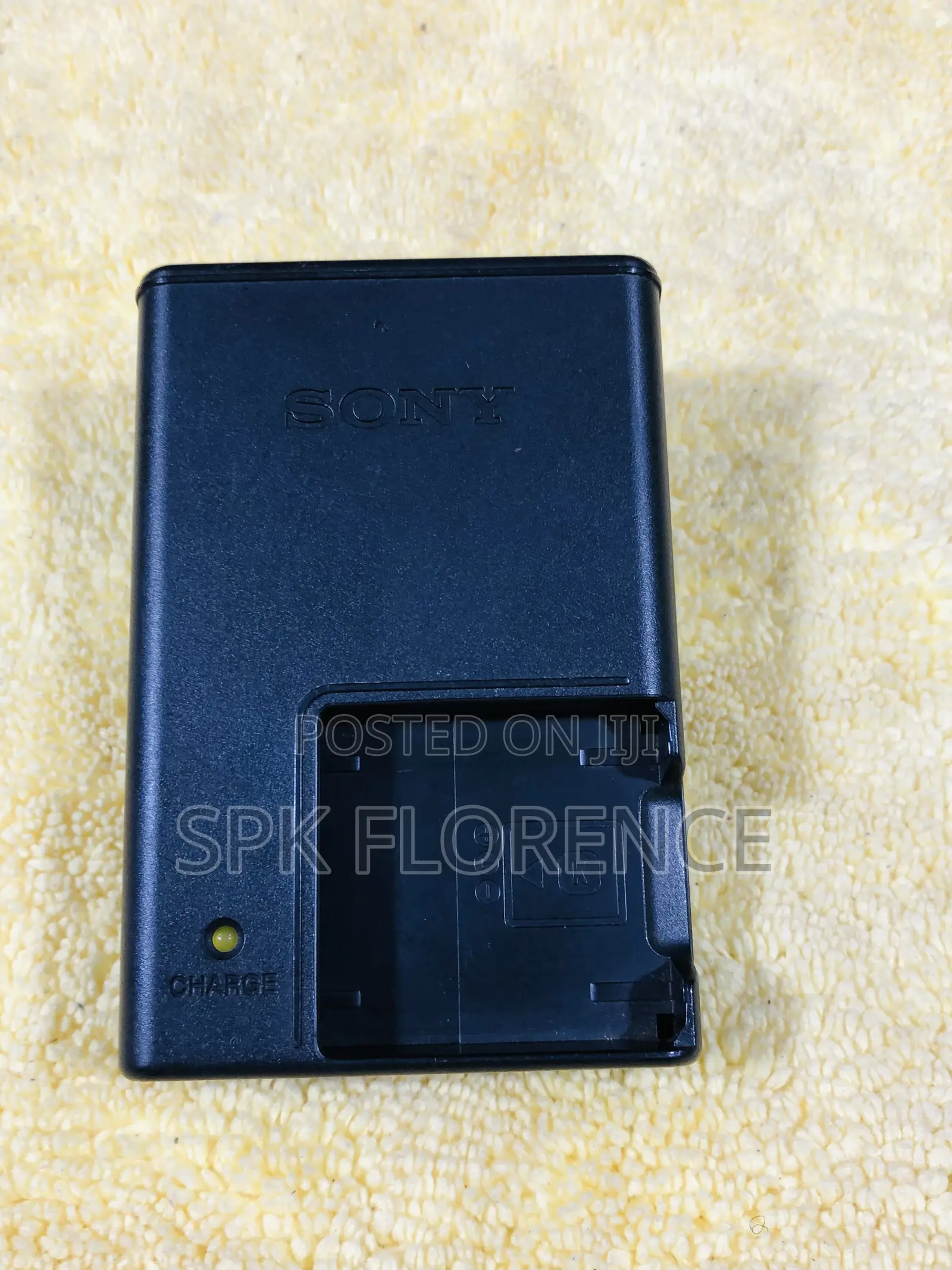 Sony Bc-CSK Battery Charger 4.2v 0.33a