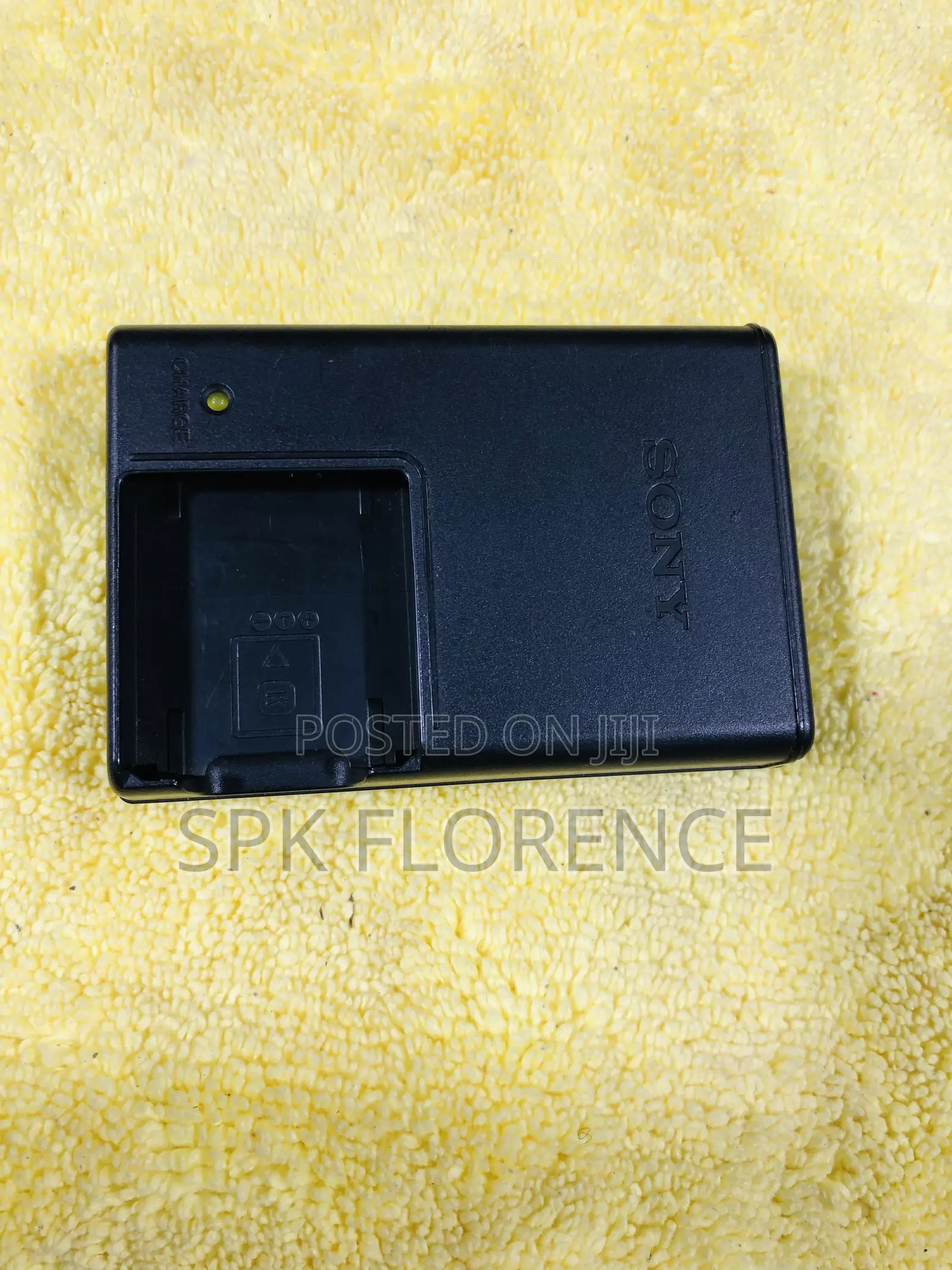 Sony Bc-CSK Battery Charger 4.2v 0.33a
