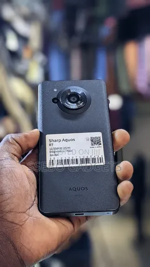 Sharp Aquos R7 256 GB Black