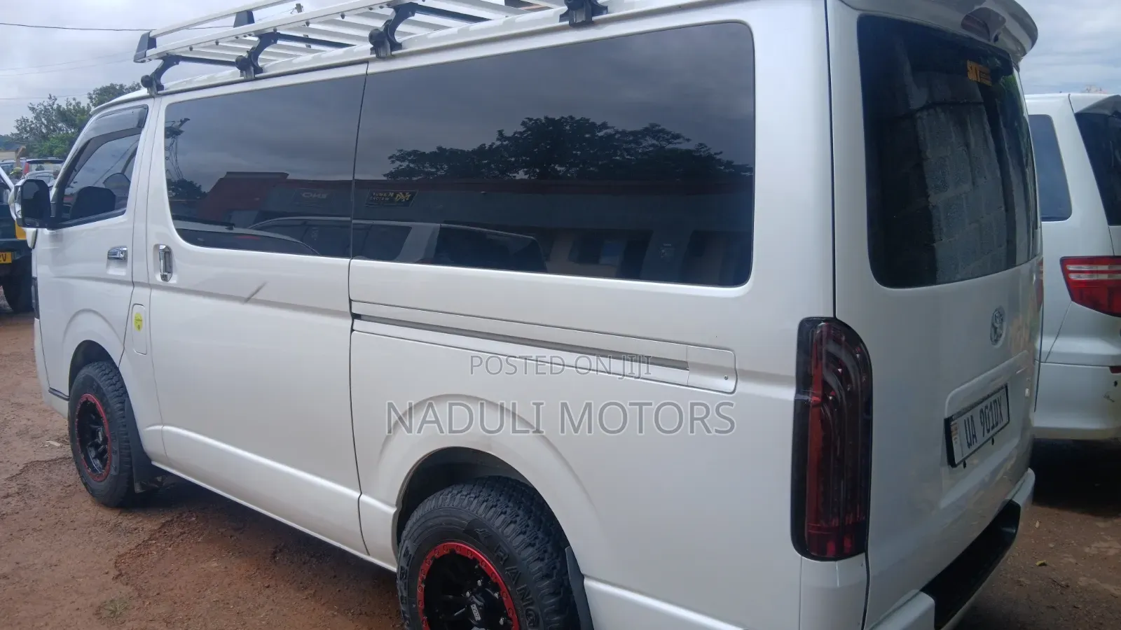 Toyota HiAce 2012 White