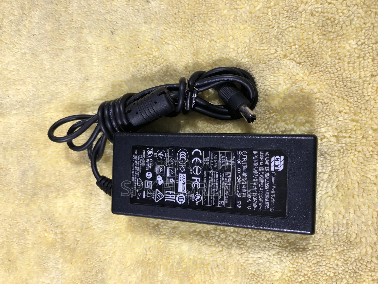 CWT Ac Adapter 24v. 2.5a 60w