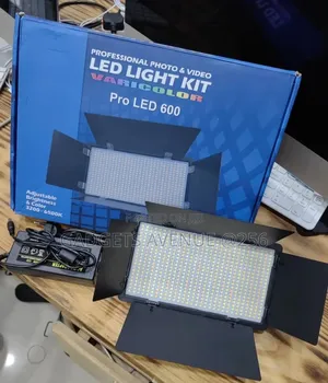 Varicolor Pro Led 600 Professional Photo and Video Lighting Kit.