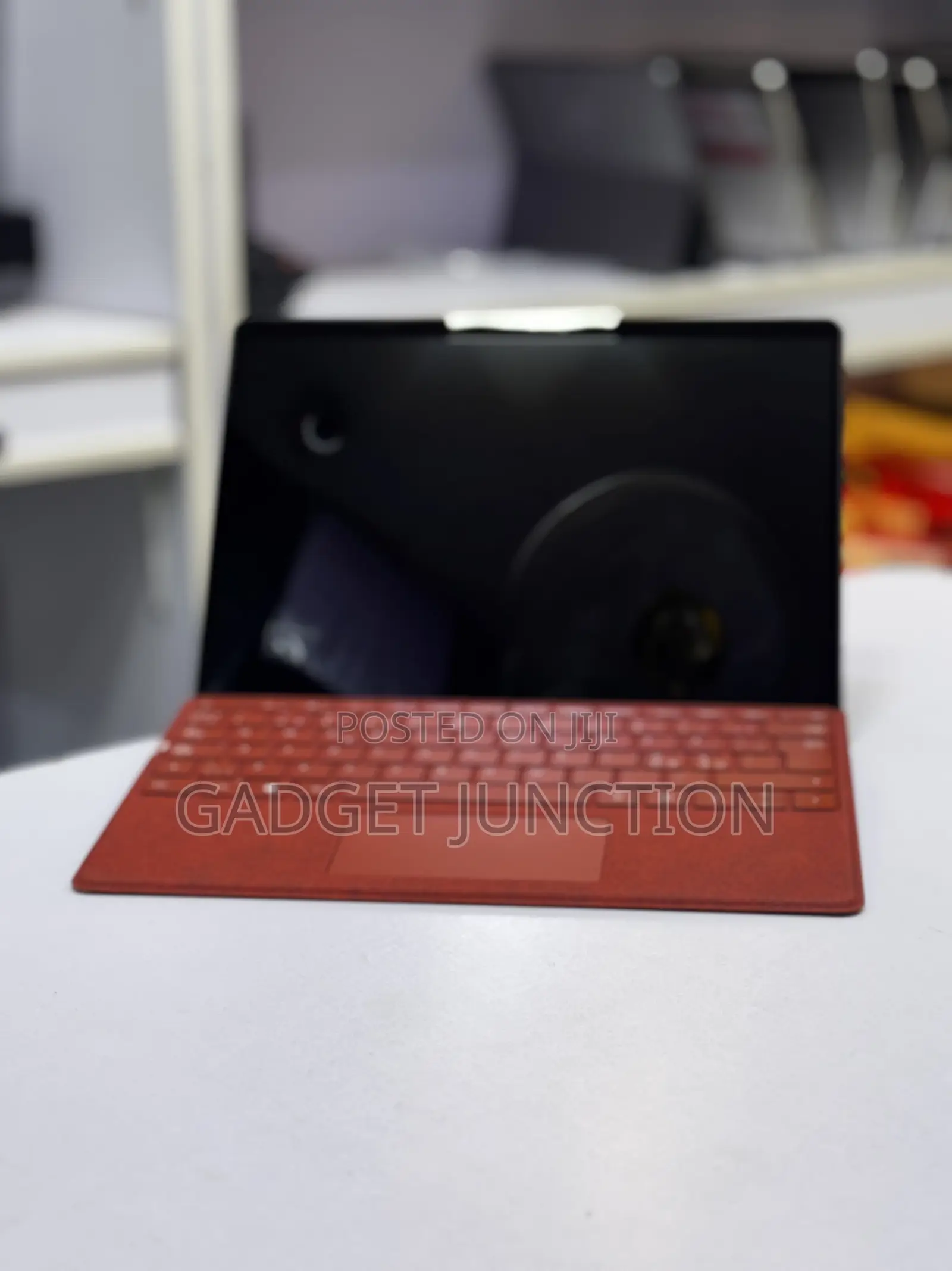 Laptop Microsoft Surface Pro 9 8GB Intel Core i5 SSD 256GB
