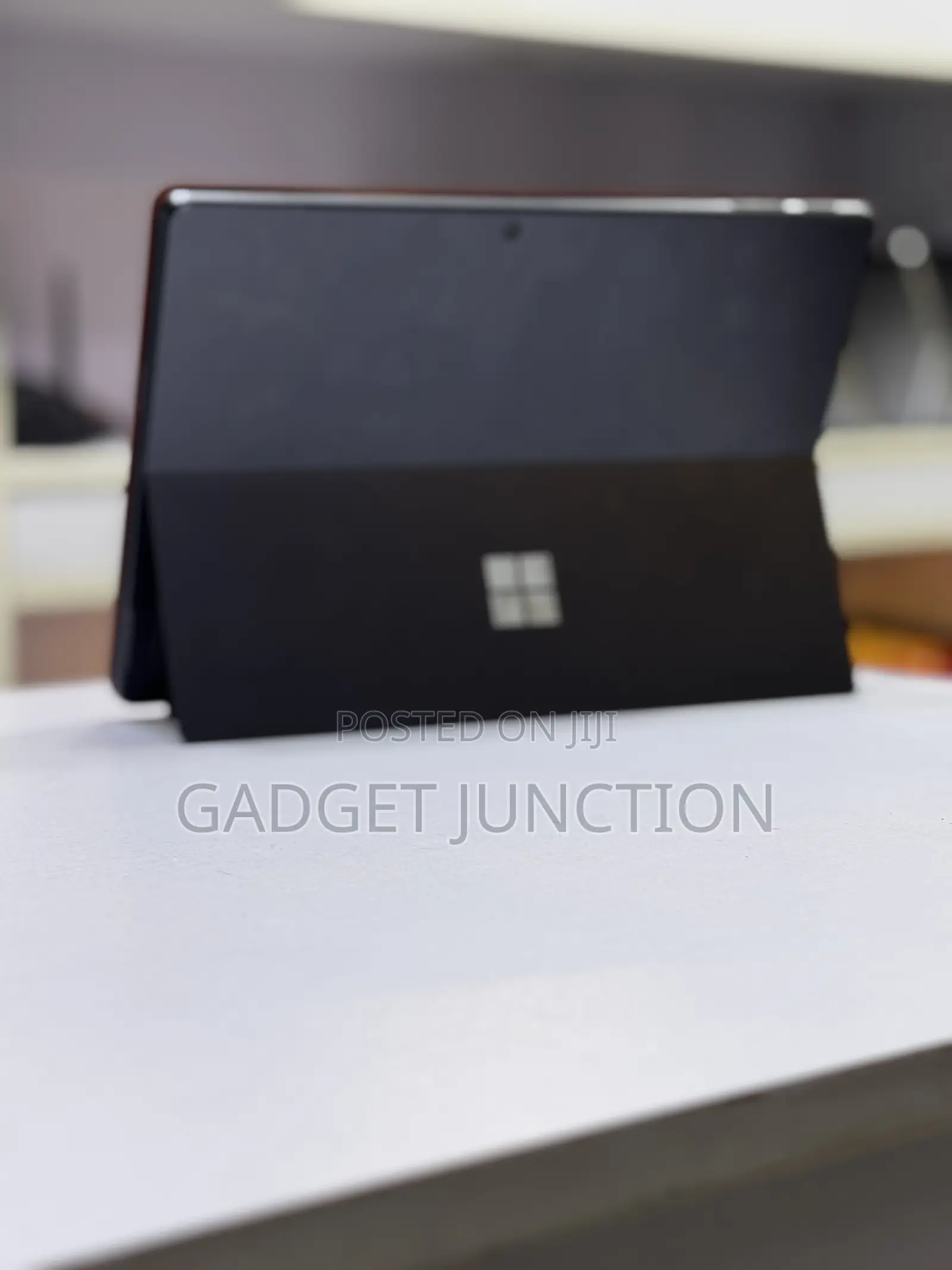 Laptop Microsoft Surface Pro 9 8GB Intel Core i5 SSD 256GB