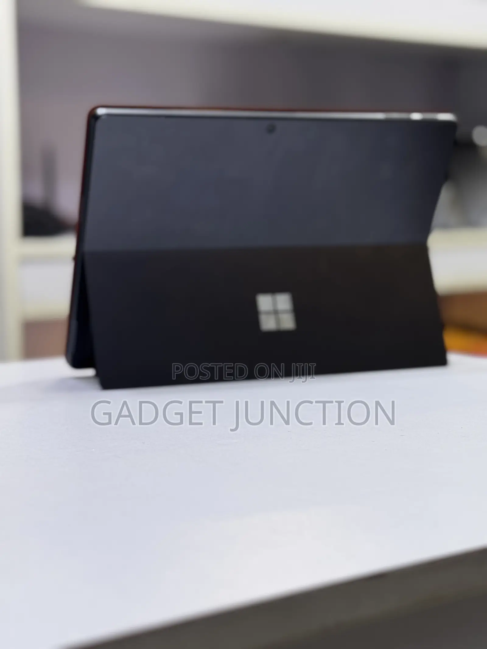 Laptop Microsoft Surface Pro 9 8GB Intel Core i5 SSD 256GB