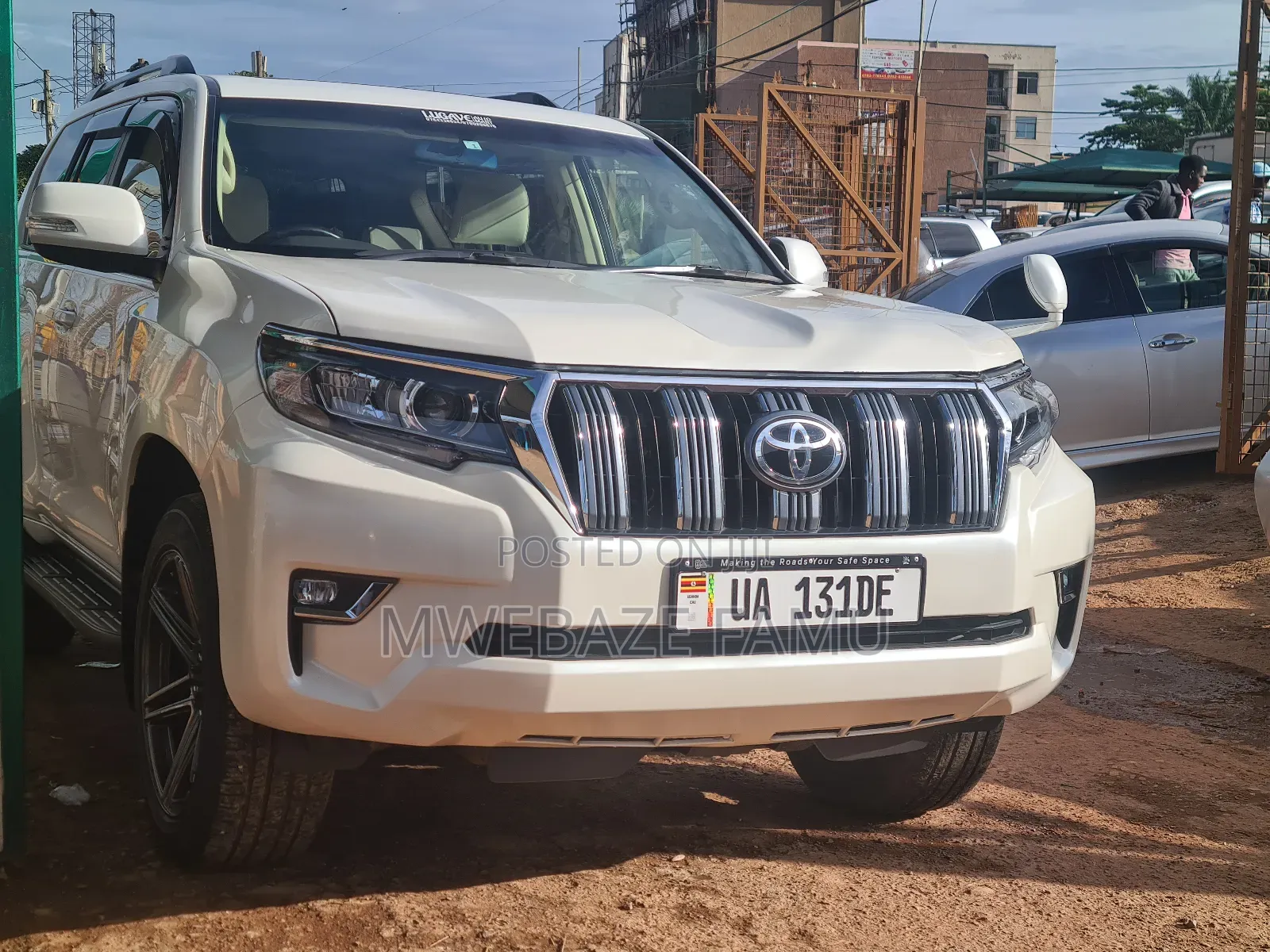 Toyota Land Cruiser Prado 2017 White