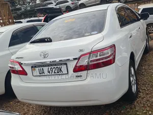 Toyota Premio 2012 White