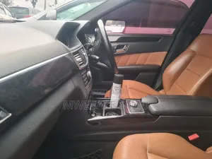 Mercedes-Benz E300 2011 Black